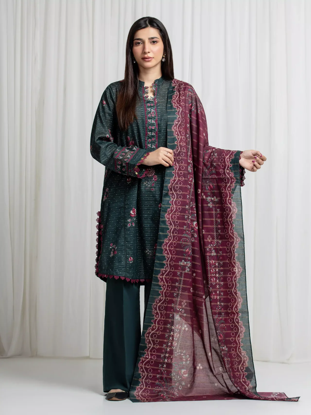 Printed Zari Lawn Suit