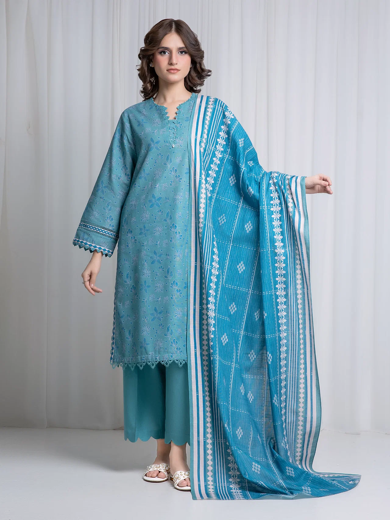 Printed Khaddar Suit